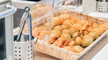 食事・飲み物 / 4