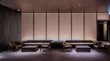 ロビー ソファースペース / 2