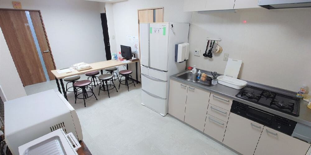 客室内のダイニングエリア