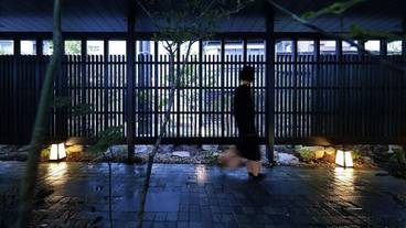 施設の入り口 / 14