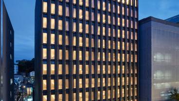 ホテル外観(夜) / 1