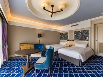 静岡を代表する老舗ホテルでシックな1日を。3915018