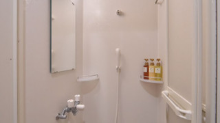 モデレートダブルルーム　喫煙可 (15平米)