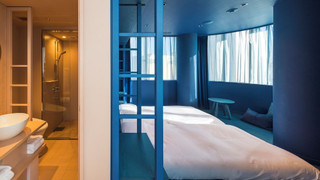 [ダークブルー] コーナールーム 禁煙