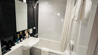 スーペリア ツインルーム ベッド (複数台)