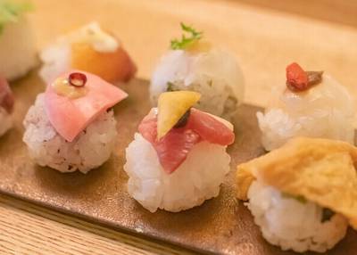 手鞠鮨と日本茶 宗田