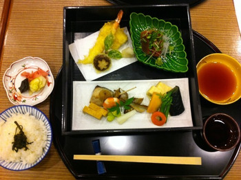 「日本料理 山茶花」料理 905235 松花堂定食