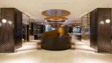 内部エントランス / 2