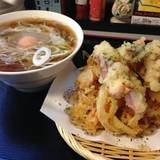 かんだ 冨そば(カンダトミソバ)