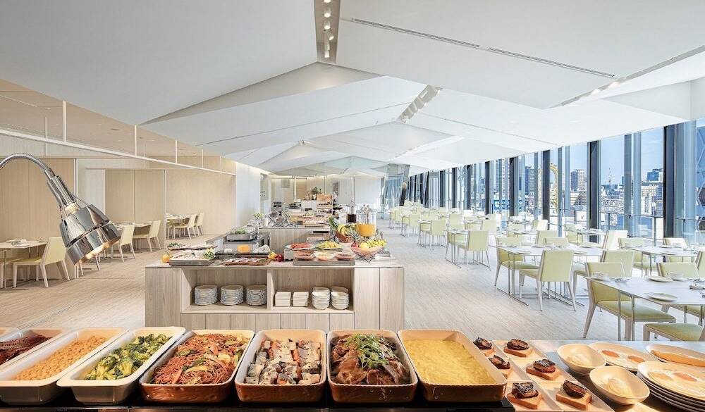 朝食ビュッフェコーナー / 2