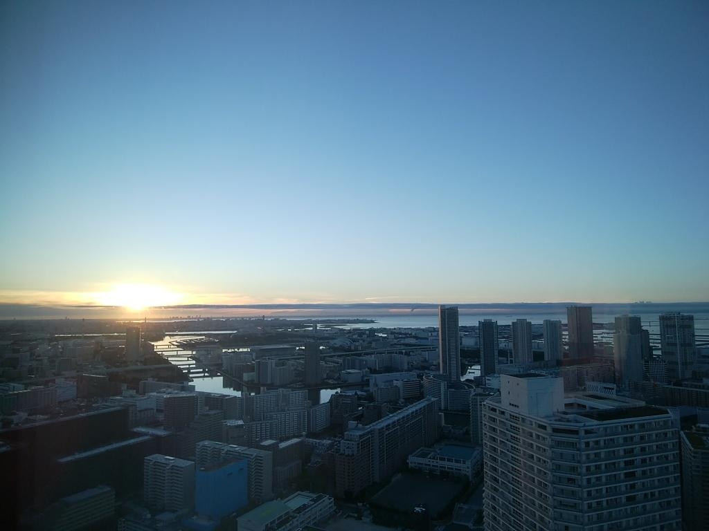 陽が昇ったぁ