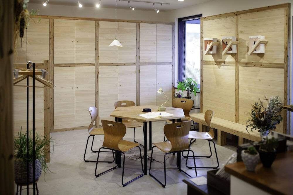 ロビー応接スペース