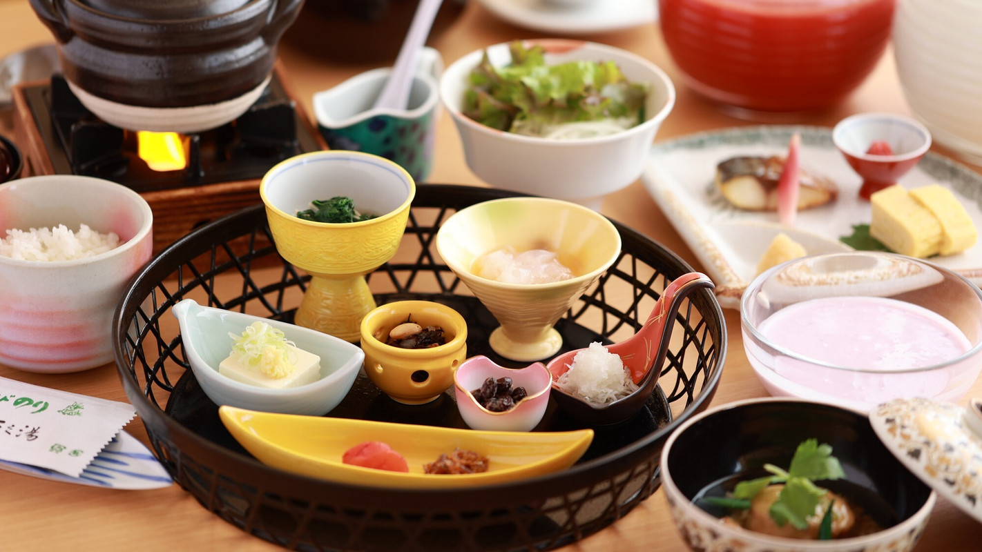 朝食