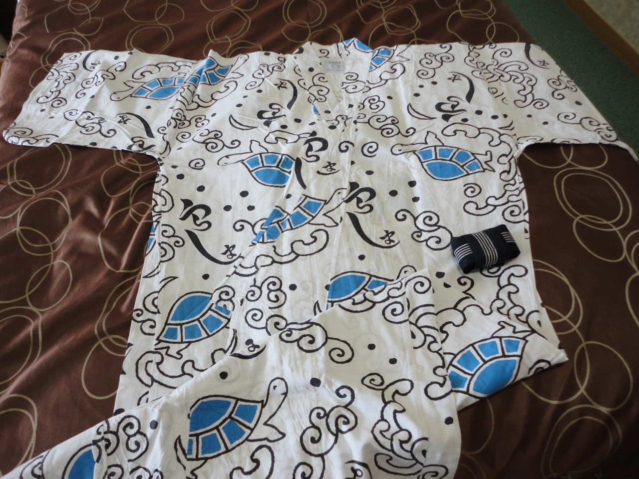 浴衣にもウミガメが！717351