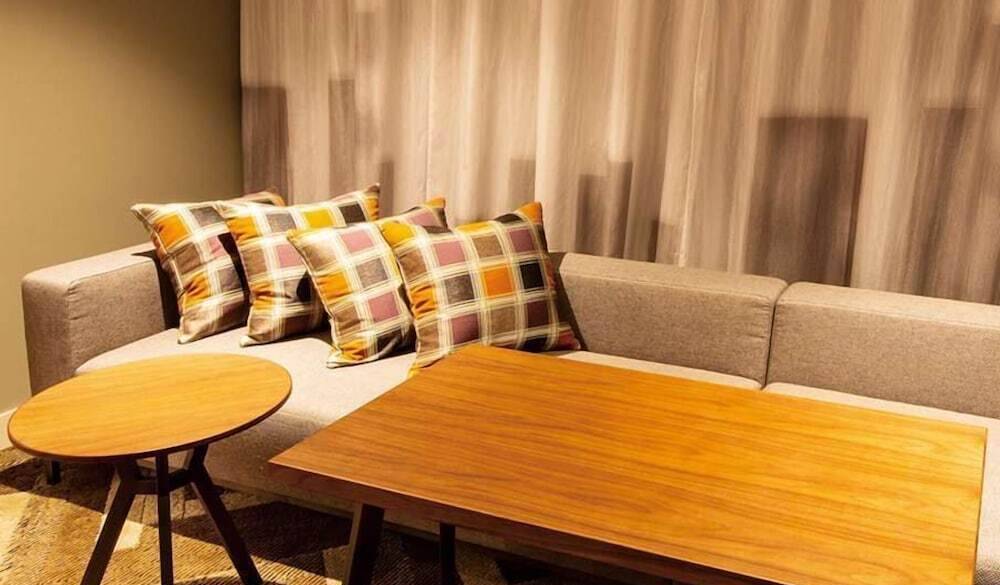 家具にこだわった
ヴィンテージモダン空間 / 4