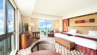 コーナーラグジュアリーツイン 禁煙（空港⇔ホテル間タクシー送迎付き）