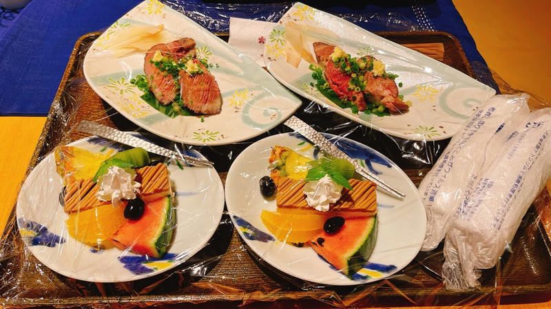 食べきれない分は、お夜食としてお部屋でゆっくり味わって / 6