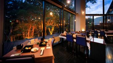 ダイニングレストラン④ / 7