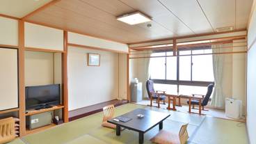 海が見える10畳和室 / 1