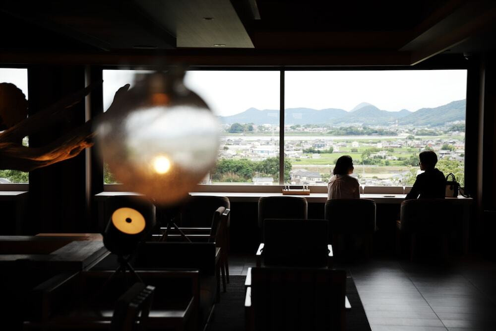 ラウンジ イメージ