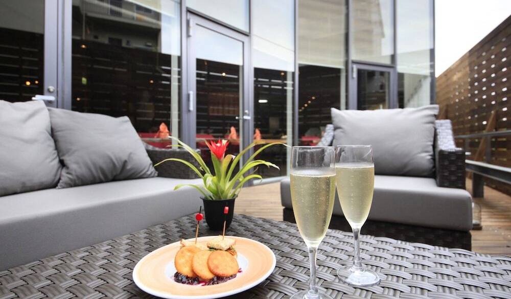 非日常へ誘う空間で
チェックイン / 2