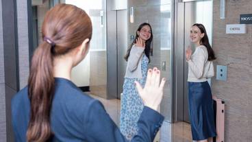 内部エントランス / 2