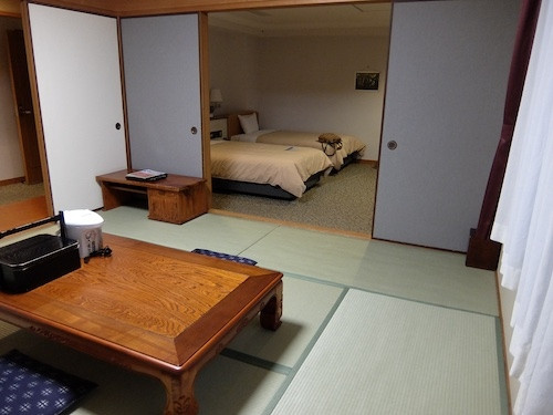 広々として使いやすい和洋室