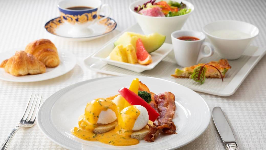 思わず顔がほころぶ
豪華な朝食 / 3