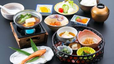 食事・飲み物 / 6