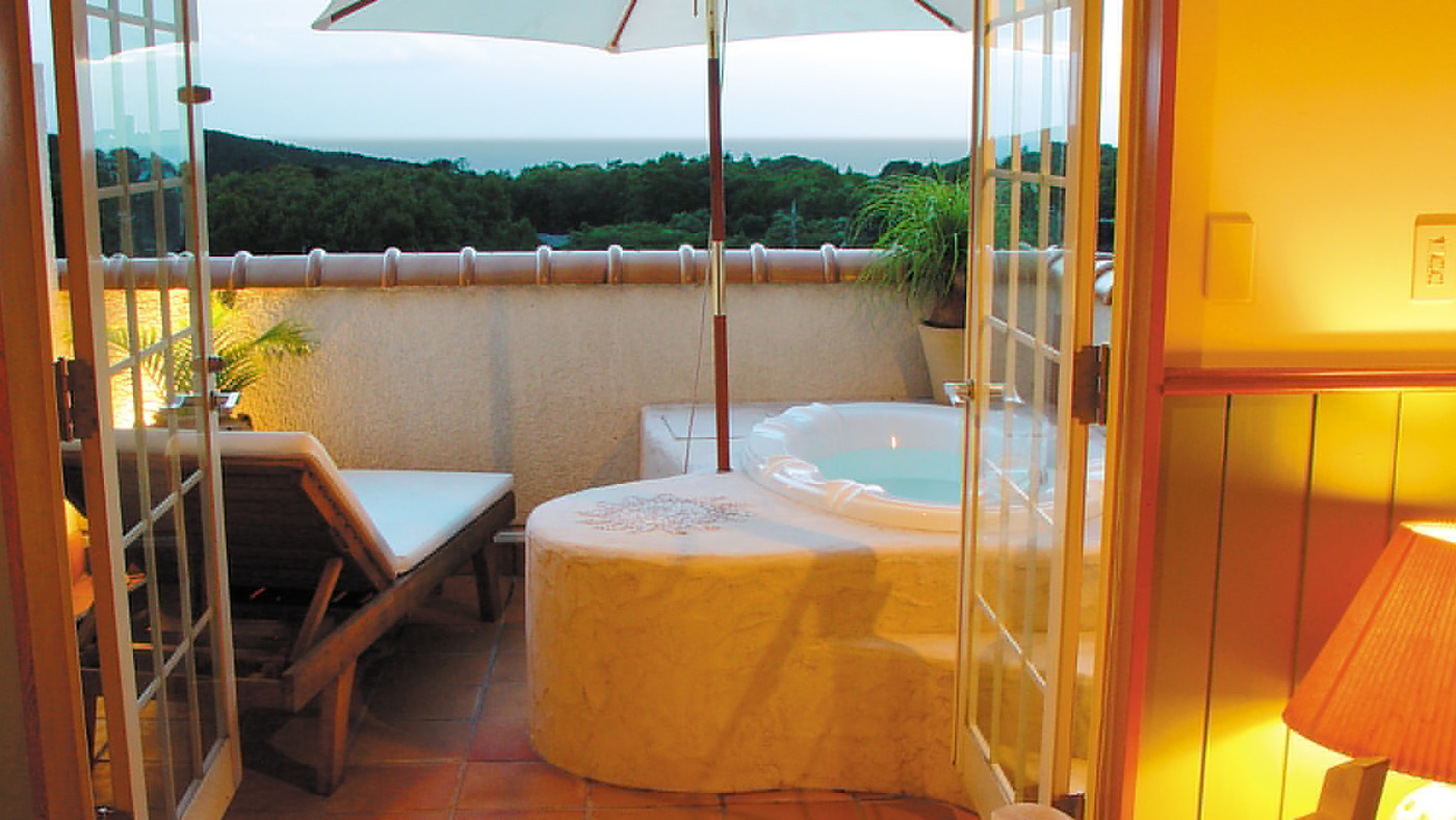 伊豆の海を一望できる露天風呂でロマンティック気分♡3447604