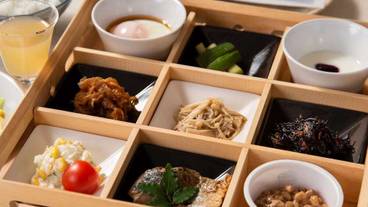 食事・飲み物 / 3