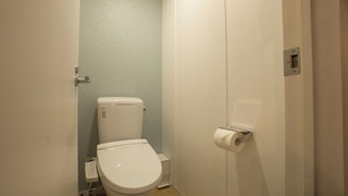 スーペリア ツインルーム 共用バスルーム