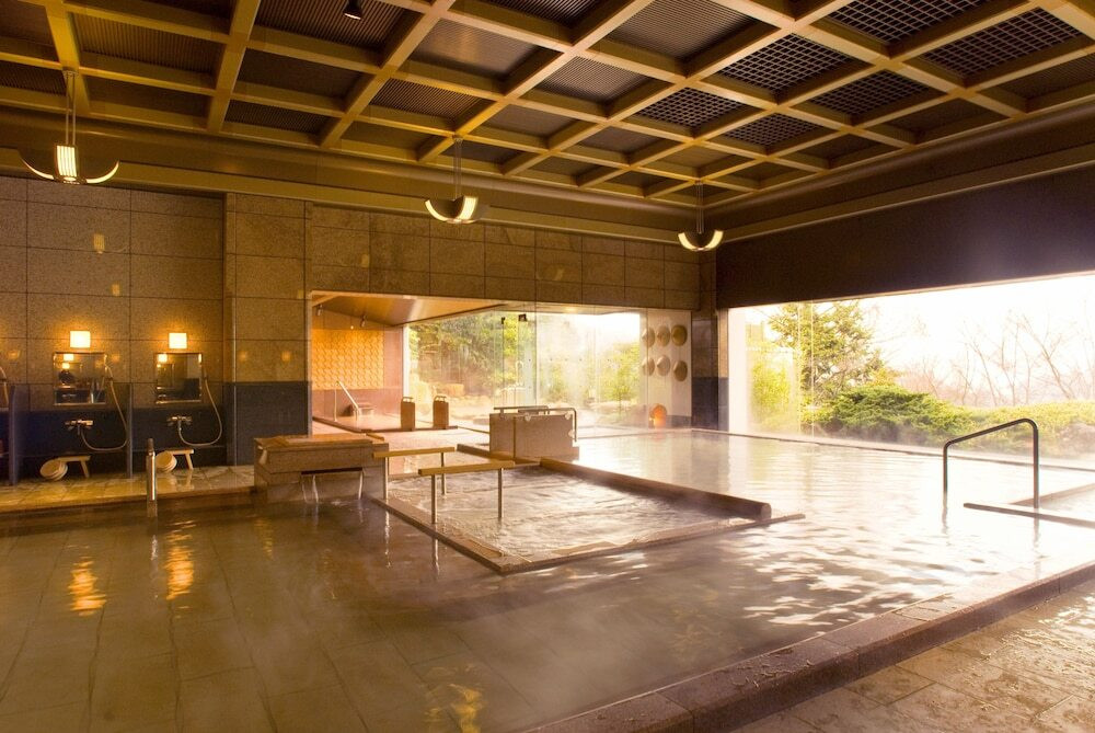 有馬温泉 兵衛向陽閣（アリマオンセン ヒョウエコウヨウカク） / 1