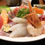 新鮮魚介がてんこ盛り♪コスパ抜群の海鮮丼11選【東京】