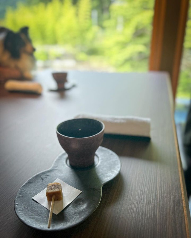 水辺サロン / 1