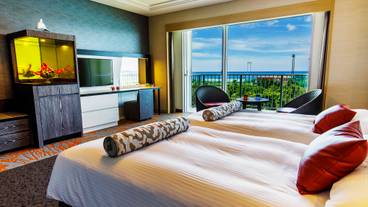 ツイン・イーストウィングA / 1