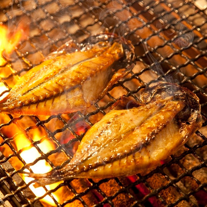 朝食バイキング アジの干物