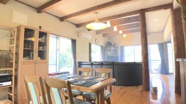 客室内のダイニングエリア / 15