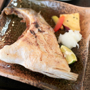 「海鮮食堂 じゃこや」 料理 34632346 オリーブハマチのかま塩焼き (432円) '15 1月上旬