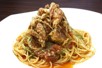 「みんなのイタリアン」料理 699546 大人気！ソフトシェルクラブのトマトパスタ　バジル風味1280円