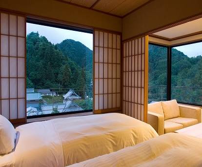 有馬温泉 高山荘 華野 / 3