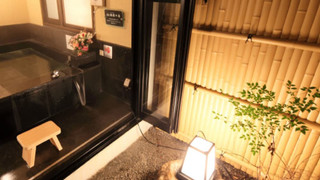 デラックス和洋室　タイプＣ（内湯付き/ 定員2〜4名/ チェックイン18時まで / 最終夕食時間19:30）