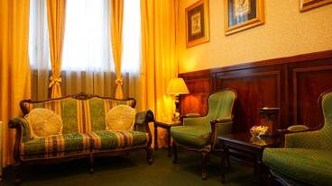 ロビー応接スペース / 5