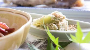 食事・飲み物 / 4