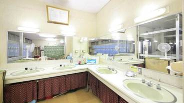 施設内の設備 / 1