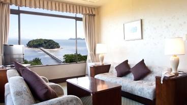 海側客室 リビング / 4