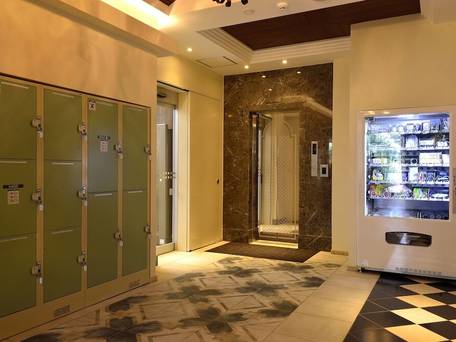 Kariyushi LCH. Izumizaki 県庁前 / 2