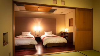 和室10帖+ツインベッド 半露天風呂付き (C,Dタイプ)