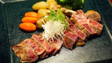 旅館のお食事処 / 20