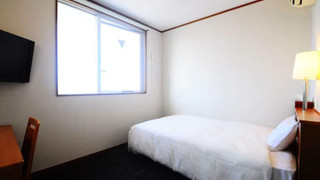 セミダブルルーム禁煙 （セミダブルベッド1台)